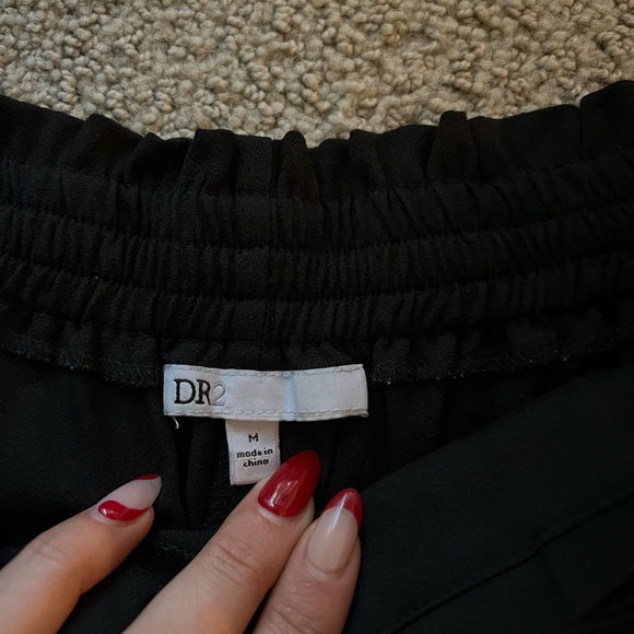 Back flowy Summer Shorts DR2 - Picture 2 of 2